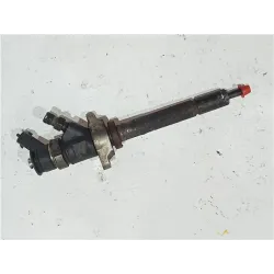 Recambio de inyector para peugeot 407 hdi 135 referencia OEM IAM 0445110297  