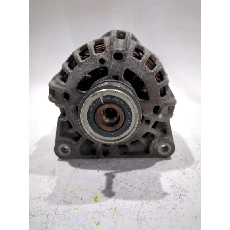 Recambio de alternador para dacia dokker 1.5 dci referencia OEM IAM 231002949R  