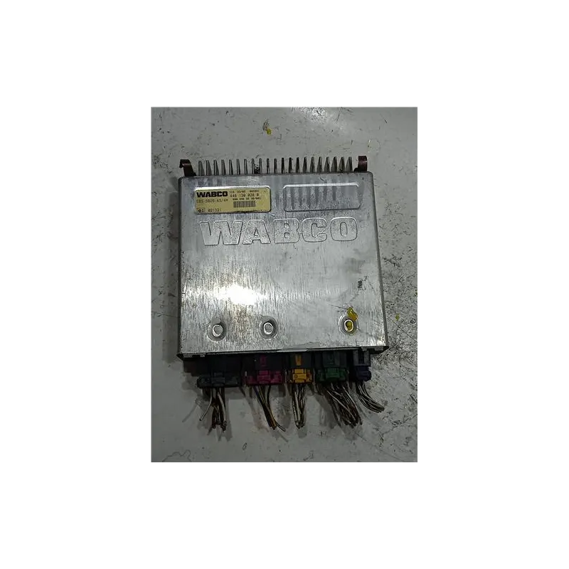 Recambio de centralita para mercedes-benz autobus urbano o-530 referencia OEM IAM 4461300280 EBS SBUS 4S/4M  