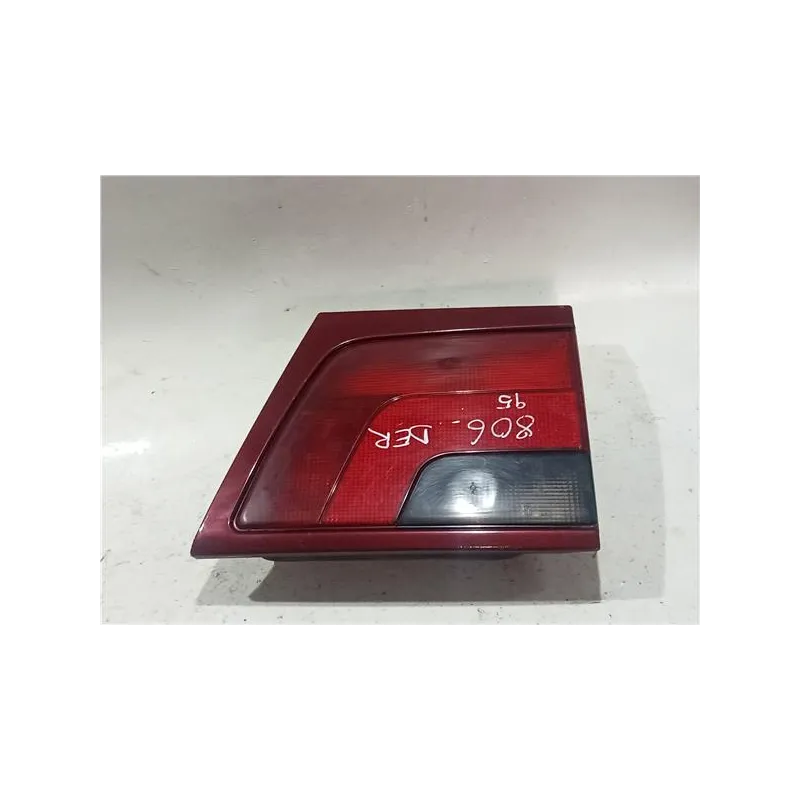 Recambio de piloto porton trasero derecho para peugeot 806 (1994) 2.0 referencia OEM IAM PEUGEOT 806  