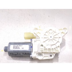 MOTOR ELEVALUNAS DELANTERO IZQUIERDO 05155523AA 0130821466 