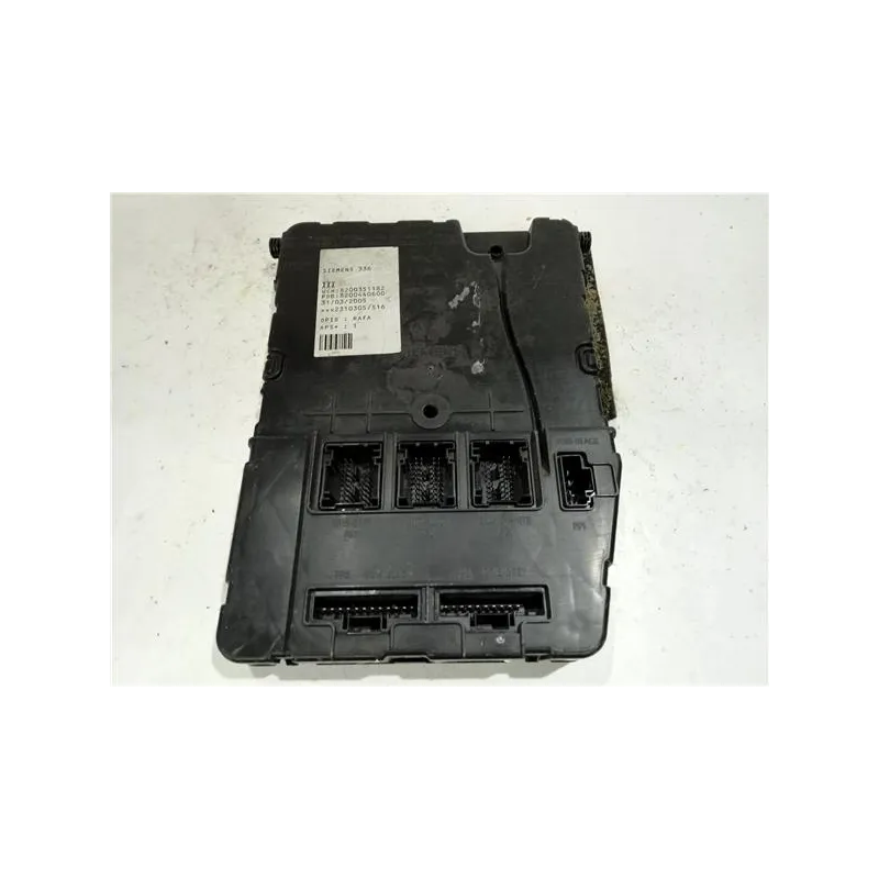 Recambio de caja fusibles/rele para renault megane ii classic berlina (2003) referencia OEM IAM 8200351182  