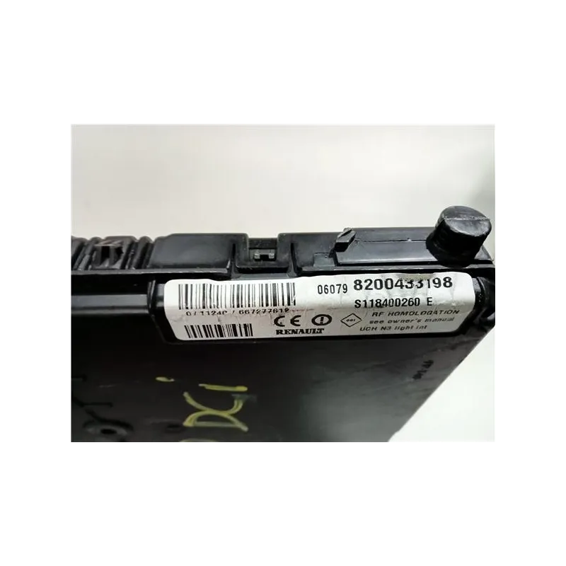 Recambio de caja reles para renault megane ii classic berlina (2003) referencia OEM IAM 8200433198  