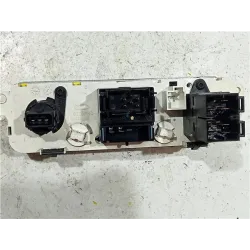 Recambio de mandos climatizador para ford mondeo berlina (ge)(2000) referencia OEM IAM 93BW18D451AE  