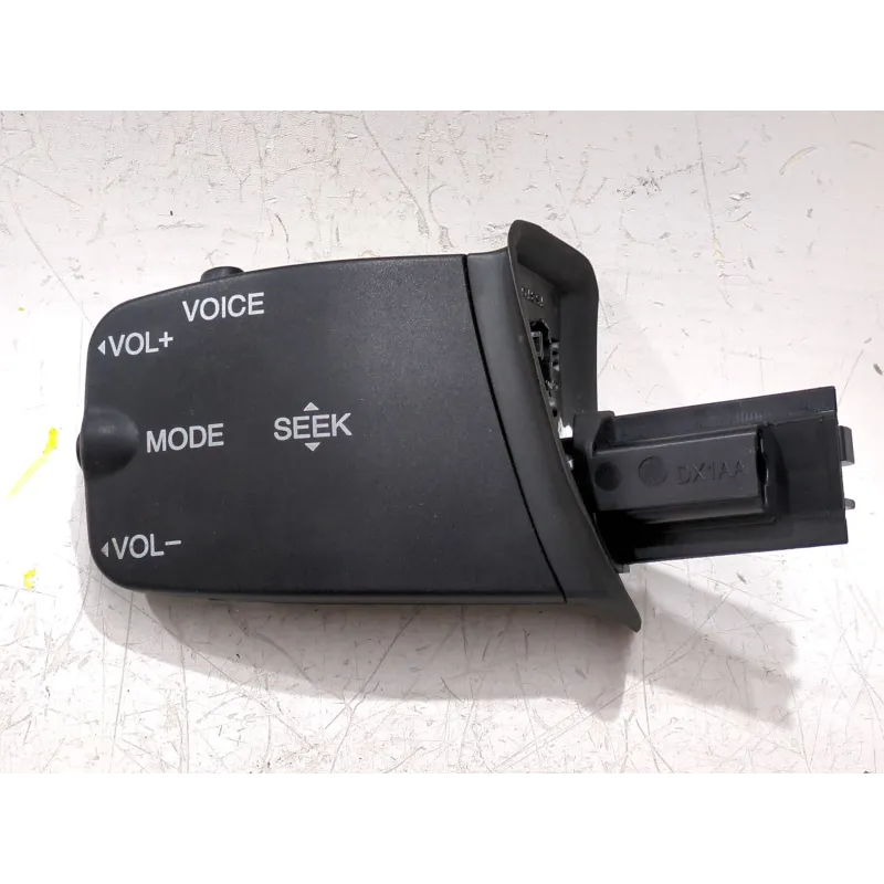 Recambio de mando volante para ford focus ii (da_, hcp, dp) 1.6 tdci referencia OEM IAM 758709  