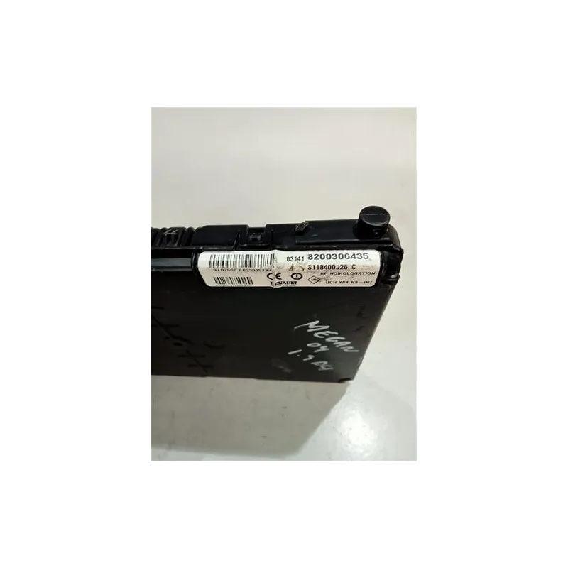 Recambio de centralita cierre para renault megane ii classic berlina (2003) referencia OEM IAM 8200306435  