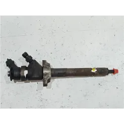 Recambio de inyector para peugeot 407 hdi 135 referencia OEM IAM 0445110297  