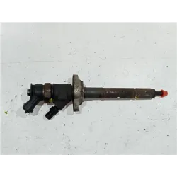 Recambio de inyector para peugeot 407 hdi 135 referencia OEM IAM 0445110297  