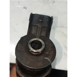 Recambio de inyector para peugeot 206 (1998) 1.4 hdi eco 70 referencia OEM IAM 0445110135  