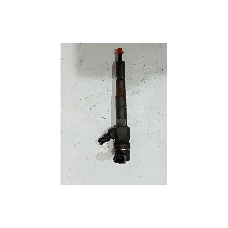 Recambio de inyector para opel insignia berlina (2008) 2.0 cdti referencia OEM IAM 0445110327  