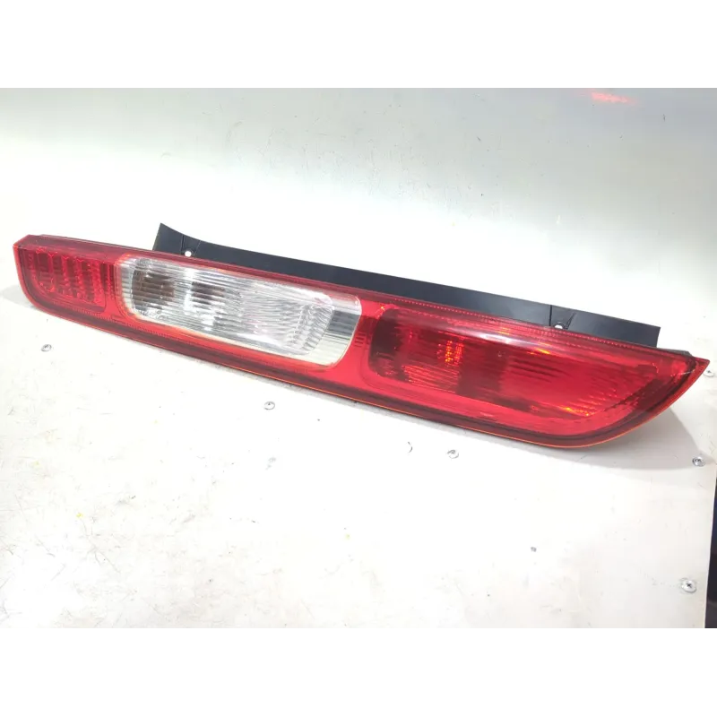 Recambio de piloto trasero izquierdo para ford focus iii 1.6 tdci referencia OEM IAM 4M5113405A  