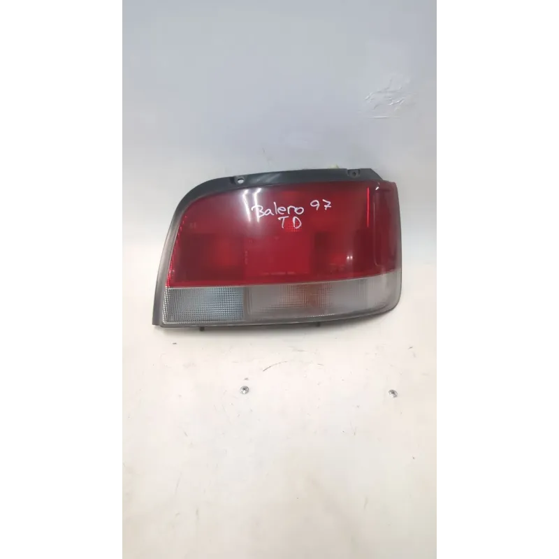 Recambio de piloto trasero derecho para suzuki baleno (eg) 1.8 gtx (sy418) referencia OEM IAM 3308505  
