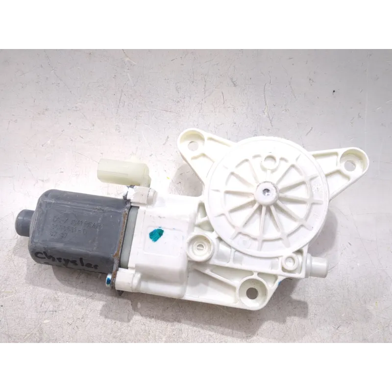 Recambio de motor elevalunas trasero izquierdo para chrysler sebring (js) 2.4 vvt referencia OEM IAM 0130822329 3006611D  