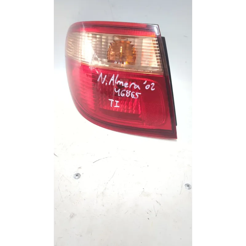 Recambio de piloto trasero izquierdo para nissan almera ii (n16) 2.2 di referencia OEM IAM   