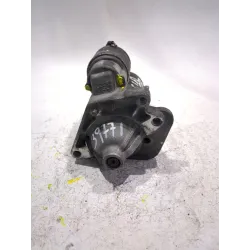 Recambio de motor arranque para dacia dokker 1.5 dci referencia OEM IAM 233003329R  