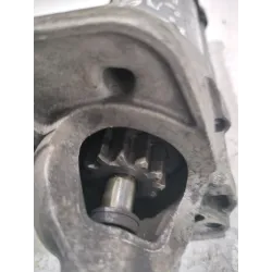 Recambio de motor arranque para renault captur 1.5 dci referencia OEM IAM 233004868R  
