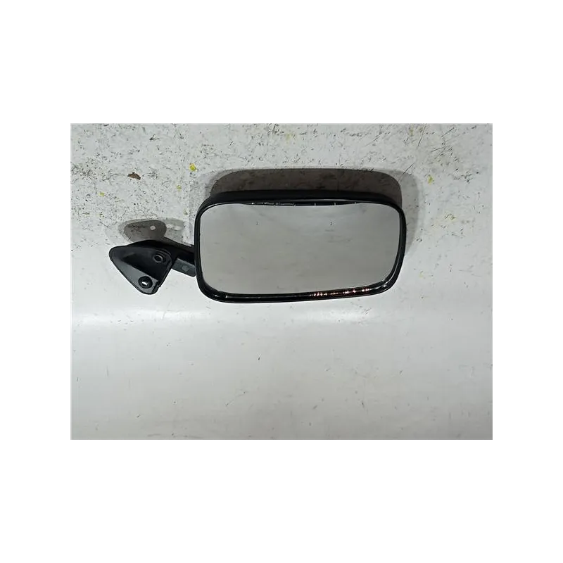 Recambio de retrovisor izquierdo para nissan vanette furgón 2.0 d referencia OEM IAM E40250988  