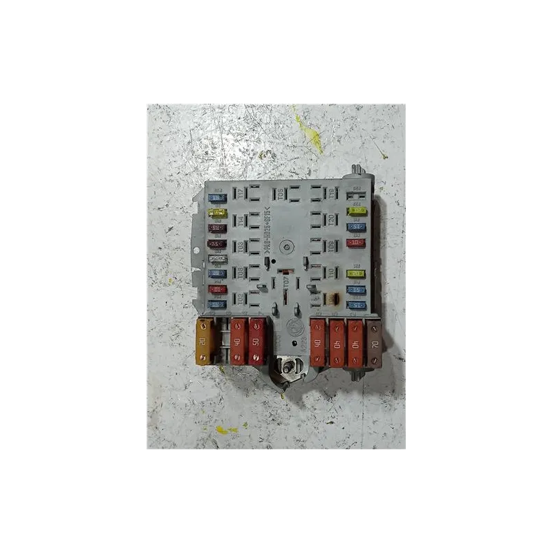 Recambio de caja fusibles/rele para fiat bravo (182)(1995) 1.9 d referencia OEM IAM A22311909  