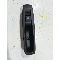 MANDO ELEVALUNAS TRASERO DERECHO E32368 