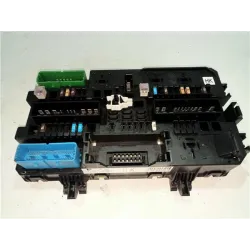 Recambio de caja fusibles/rele para opel astra h berlina (2004) 1.6 referencia OEM IAM 13206762  