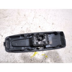 Recambio de mando elevalunas delantero derecho para renault megane iv sedán 1.3 tce 140 (lvnb) referencia OEM IAM 809605274R  