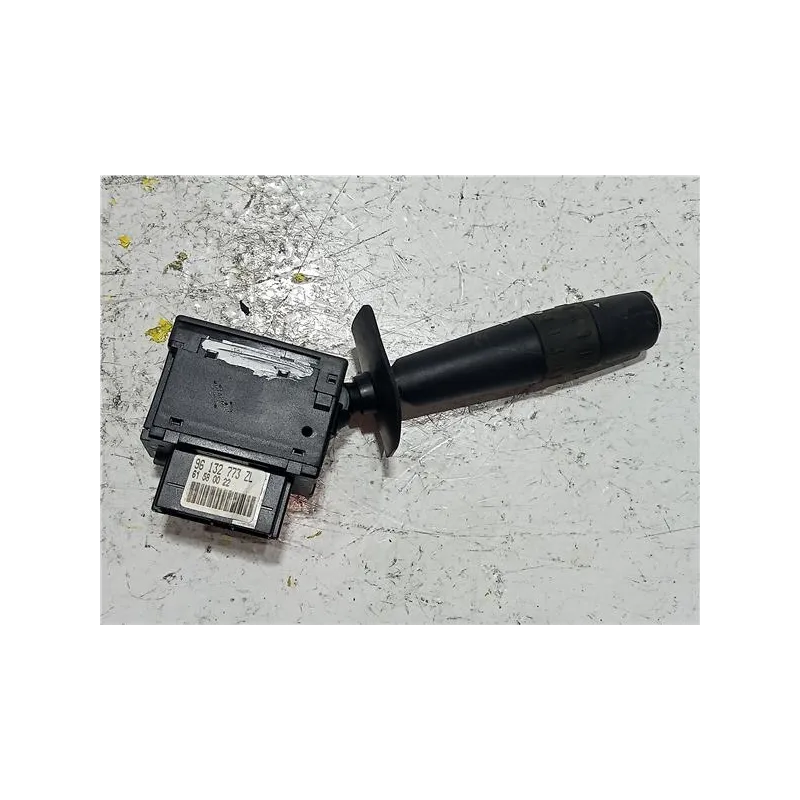 Recambio de mando multifuncion para citroën xsara berlina (1997) 1.9 td referencia OEM IAM 96132773ZL  