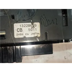 Recambio de mando elevalunas delantero izquierdo para opel zafira b (2005) 1.9 cdti referencia OEM IAM 13228699  