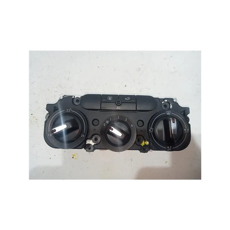 Recambio de mandos climatizador para seat leon (1p1)(05.2005) tdi 16v referencia OEM IAM 5P0820047M 5HB008848  