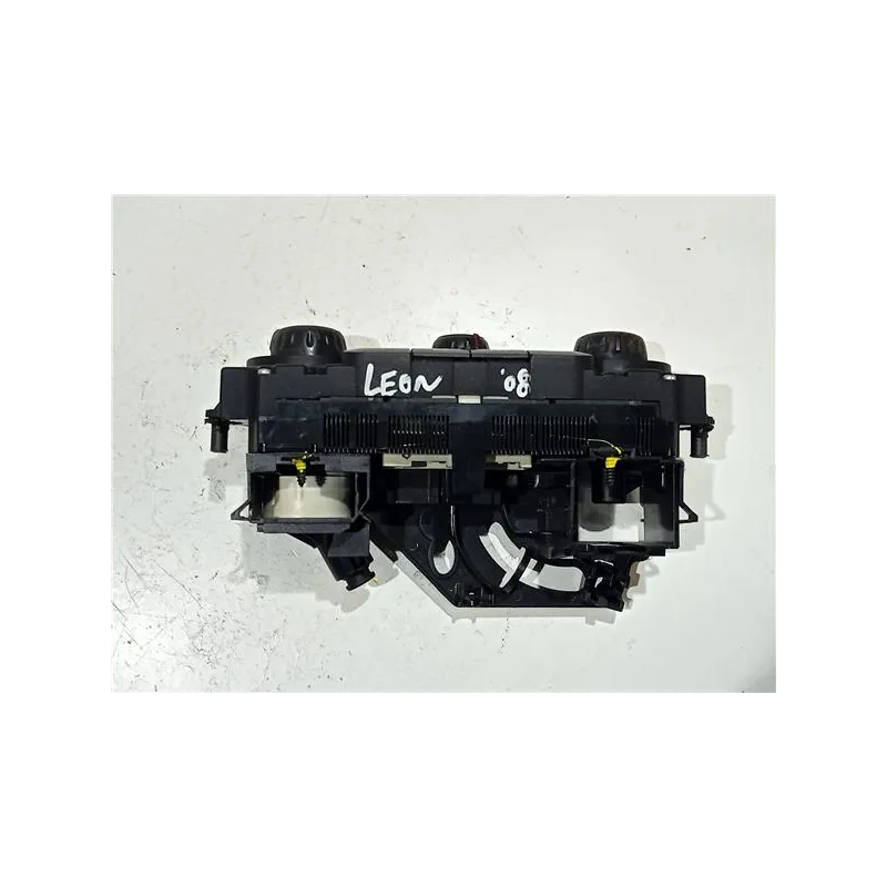 Recambio de mandos climatizador para seat leon (1p1)(05.2005) tdi 16v referencia OEM IAM SEAT LEON  