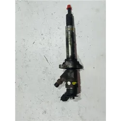 Recambio de inyector para peugeot 407 hdi 135 referencia OEM IAM 0445110297  