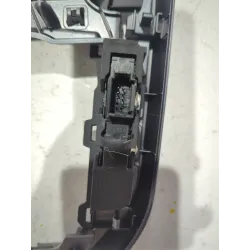 Recambio de embellecedor palanca cambio para seat arona 1.0 referencia OEM IAM SE270216  