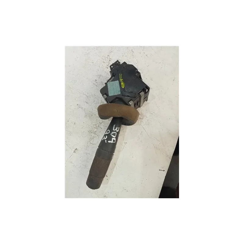 Recambio de mando de luces para peugeot 309 (02.1986) 1.9 d referencia OEM IAM PEUGEOT 309  