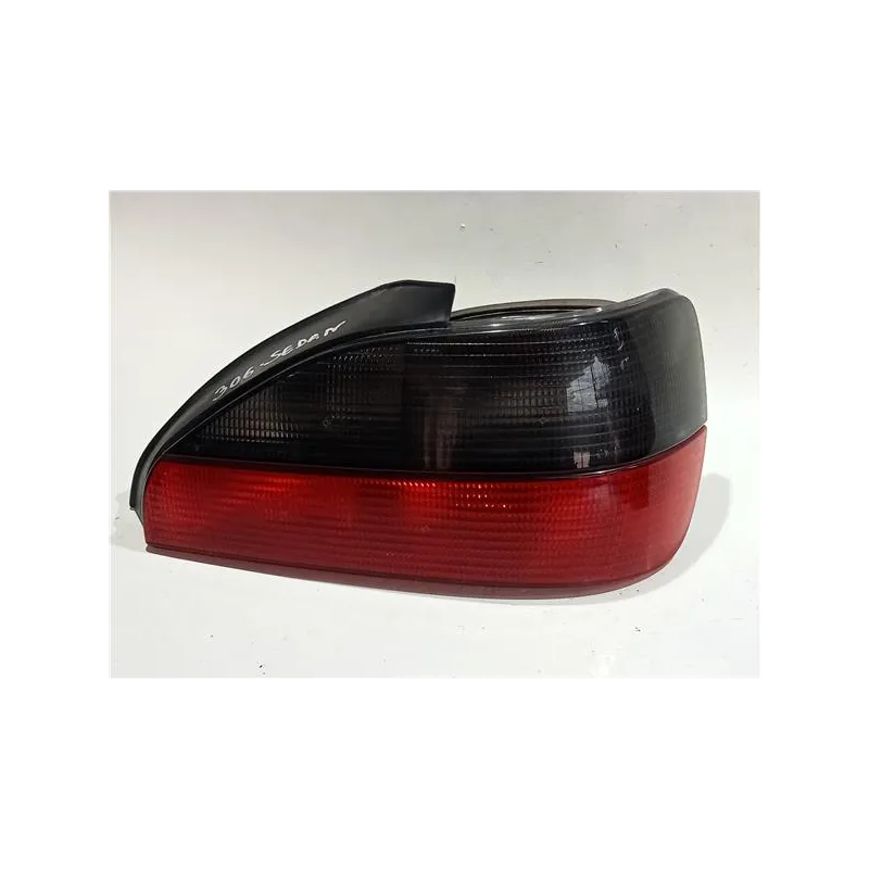 Recambio de piloto trasero derecho para peugeot 306 3/5 pt. (s1)(06.1996) referencia OEM IAM PEUGEOT 306  
