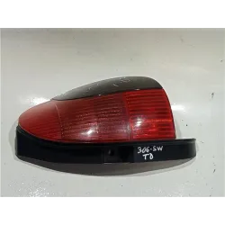 Recambio de piloto trasero derecho para peugeot 306 break (04.1997) 1.9 td referencia OEM IAM YORKA 45228  