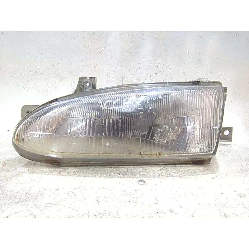 Recambio de faro delantero izquierdo para hyundai accent (x3)(1998) 1.3 referencia OEM IAM 082211108L  
