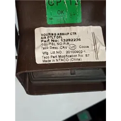 Recambio de rejilla entrada de aire para opel insignia berlina (2008) 2.0 cdti referencia OEM IAM 13282236  