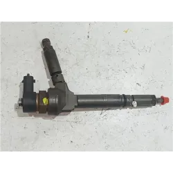 Recambio de inyector para opel astra h berlina (2004) 1.7 cdti referencia OEM IAM 0445110175  