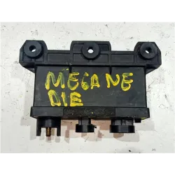 Recambio de caja precalentamiento para renault megane i cabriolet (ea0)(1995) referencia OEM IAM 7700870715A  
