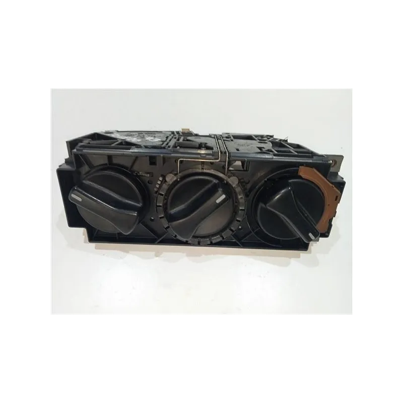 Recambio de mandos climatizador para seat toledo (1l)(09.1991) 1.6 i referencia OEM IAM 357819045A  