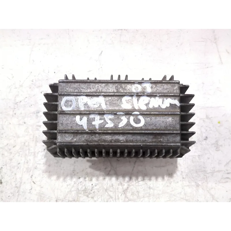 Recambio de caja precalentamiento para opel signum hatchback (z03) 2.2 dti (f48) referencia OEM IAM 09132691 51299008  