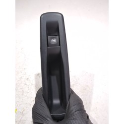 MANDO ELEVALUNAS TRASERO DERECHO 829500004R 