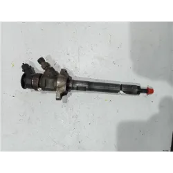 Recambio de inyector para peugeot 407 hdi 135 referencia OEM IAM 0445110297  