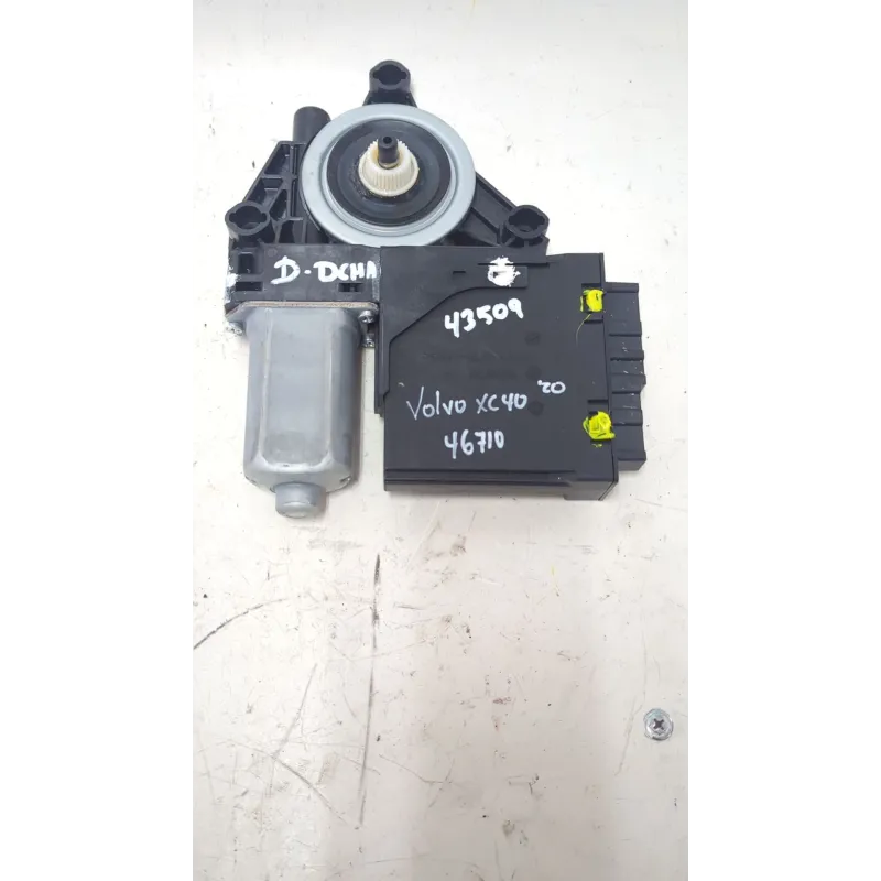 Recambio de motor elevalunas delantero derecho para volvo xc40 (536) d3 referencia OEM IAM 10238572  