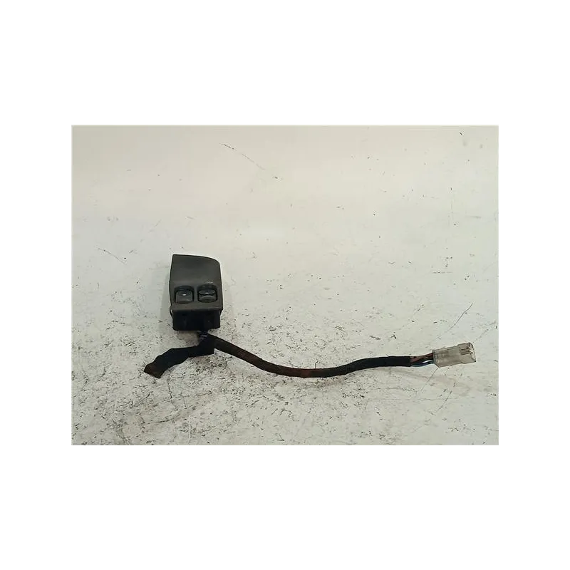 Recambio de mando elevalunas para opel astra f berlina (1991) 1.7 tds referencia OEM IAM 90383584 GM90383584  