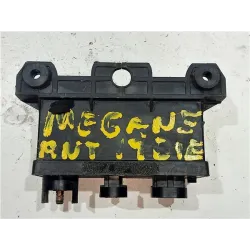 Recambio de caja precalentamiento para renault megane i fase 2 berlina (ba0)(1999) referencia OEM IAM 7700870715B  