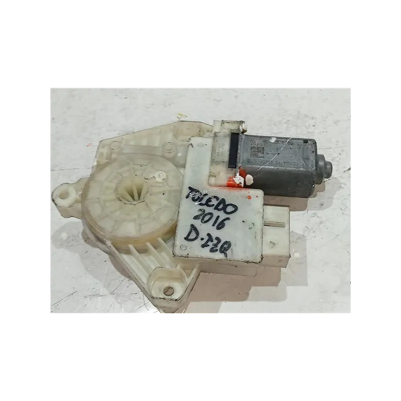 Recambio de motor elevalunas delantero izquierdo para seat toledo (kg3)(07.2012) referencia OEM IAM 6V1959801B  