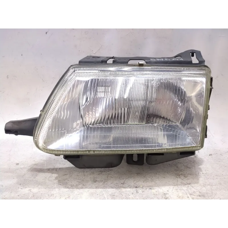 Recambio de faro delantero izquierdo para citroën saxo (s0, s1) 1.6 vtl, vtr referencia OEM IAM 471202  