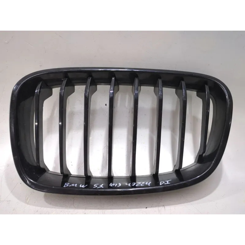 Recambio de rejilla paragolpes delantero izquierdo para bmw 1 (f20) 116 d referencia OEM IAM   