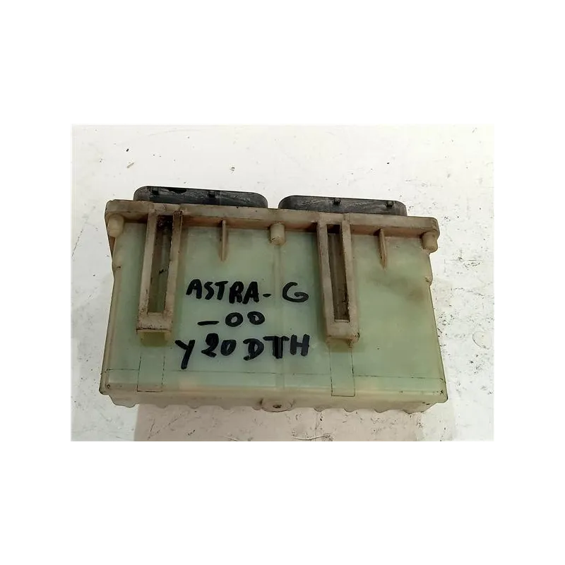 Recambio de rele ventilador para opel astra g berlina di referencia OEM IAM 24456733  