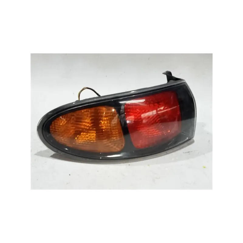 Recambio de piloto trasero izquierdo para daewoo lanos (1997) 1.6 16v referencia OEM IAM 305895L E139576  